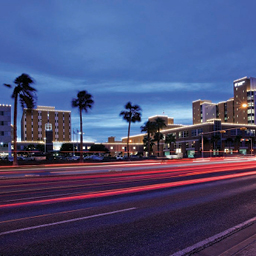 Exterior of CHRISTUS Spohn Corpus Christi - Shoreline Hospital at night.